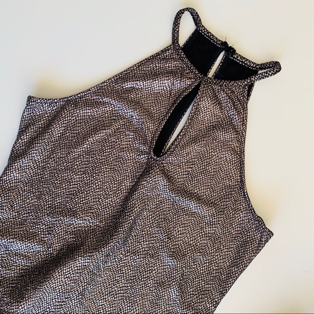 ONE CLOTHING LOS ANGELES Sleeveless Dress - Picture 2 of 7